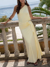 Elegant One-shoulder Sleeve Pleated Maxi Dress